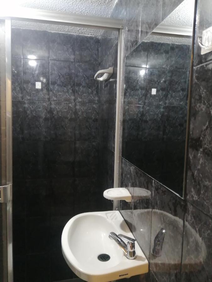 Habitacion Privada Cerca Al Aeropuerto Y Terminal Bogotá Exteriér fotografie